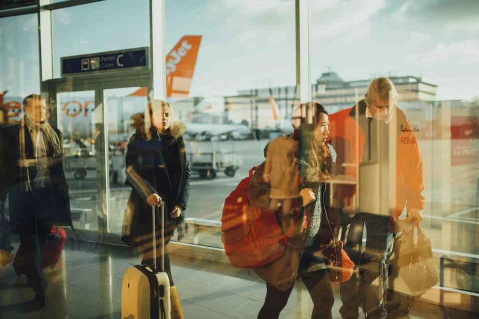 Romanians Still Facing Airport Checks After Joining Schengen [translations pending]